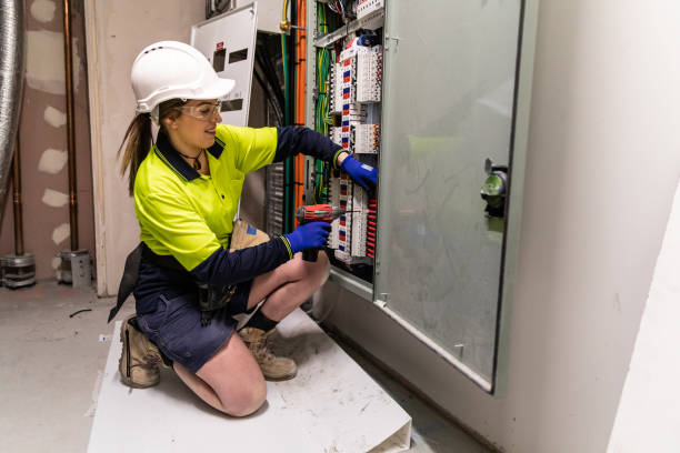 Best Affordable Electrician  in Fussels Corner, FL
